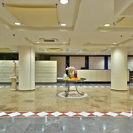 Hotel Minos 3*